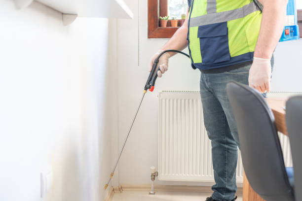Best Exterminator Services  in Ashtabula, OH
